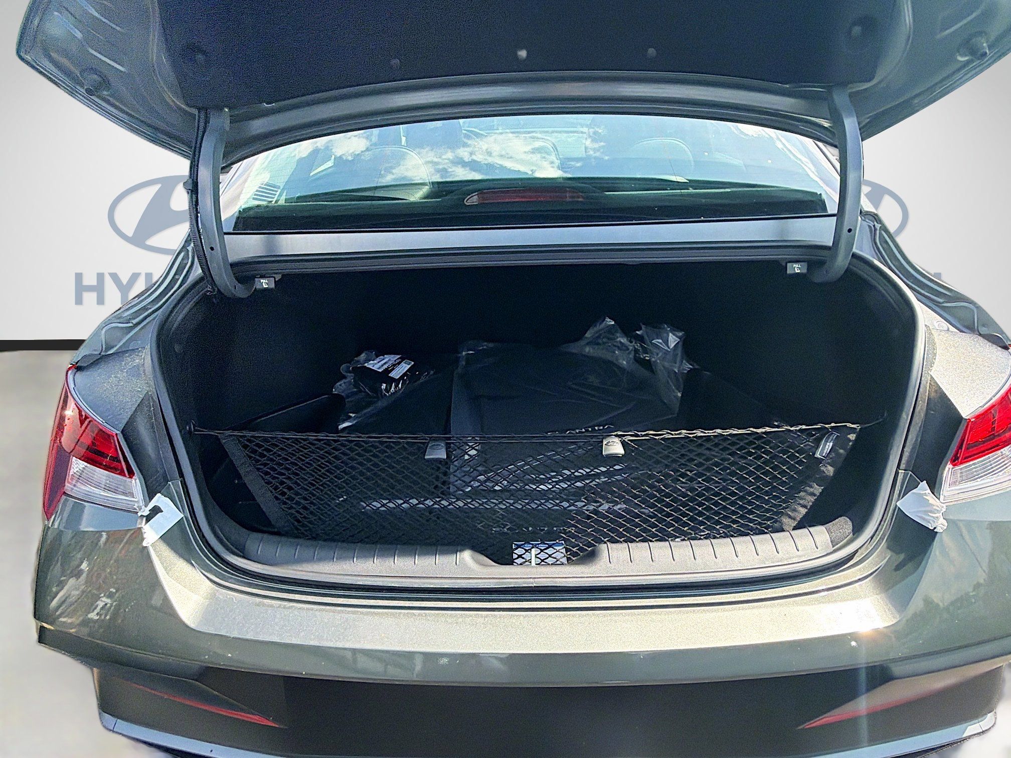New 2026 Hyundai Elantra Limited FWD image 18