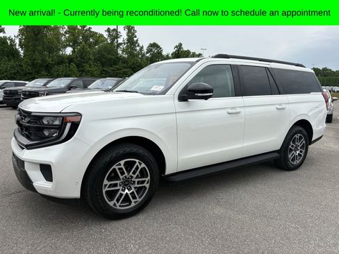 Used 2025 Ford Expedition Max Active AWD/4WD image 11
