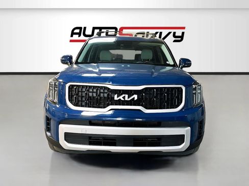 Used 2023 Kia Telluride S w/ S Sunroof Package AWD/4WD image 2