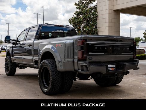 Used 2025 Ford F350 Platinum w/ Platinum Plus Package image 7