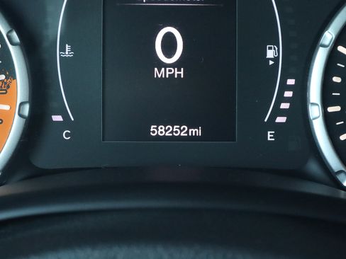 Used 2017 Jeep Renegade Latitude image 29