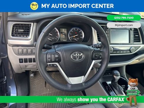 Used 2015 Toyota Highlander XLE AWD/4WD image 9