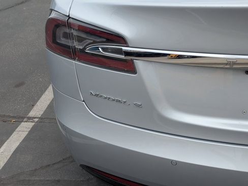 Used 2016 Tesla Model S 75 image 4