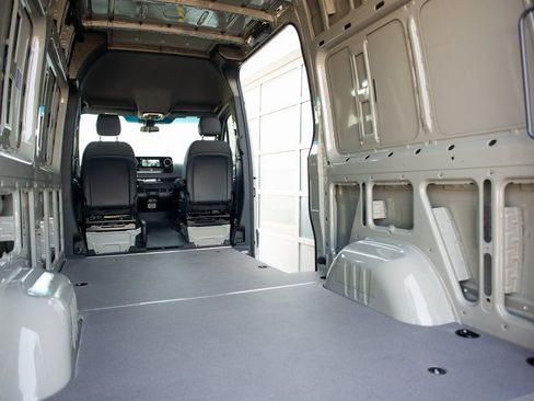 New 2025 Mercedes-Benz Sprinter 2500 image 23
