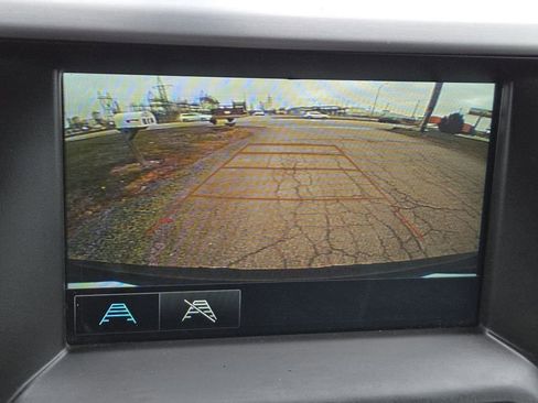 Used 2019 GMC Acadia SLE image 4