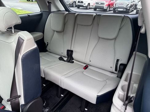 New 2026 Kia Carnival SX Prestige image 13