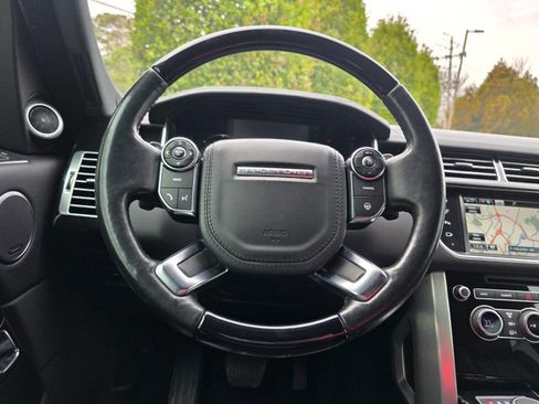 Used 2016 Land Rover Range Rover HSE image 21
