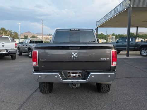 Used 2016 RAM 2500 Laramie w/ Cold Weather Group AWD/4WD image 4