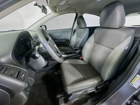Certified 2022 Honda HR-V LX image 26
