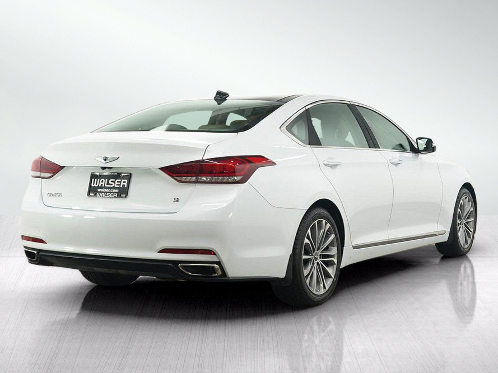 Used 2016 Hyundai Genesis 3.8 w/ Option Group 02 RWD image 5