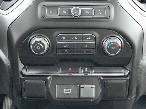 Used 2020 Chevrolet Silverado 1500 Custom w/ Trailering Package AWD/4WD image 30