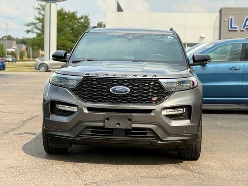 Certified 2023 Ford Explorer ST w/ Technology Package AWD/4WD image 34
