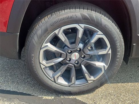 New 2027 GMC Terrain Elevation w/ Elevation Premium Package FWD image 5