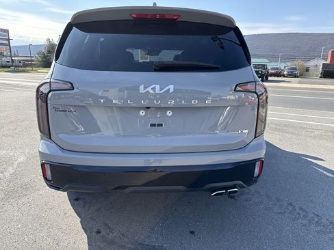 Used 2024 Kia Telluride EX X-Line image 4