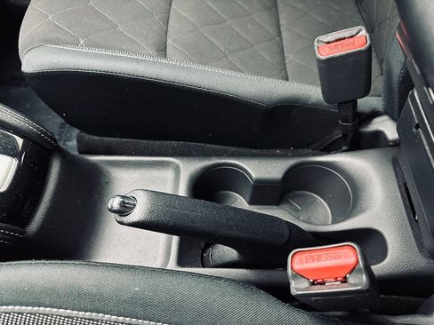 Used 2020 Nissan Kicks SV FWD image 30