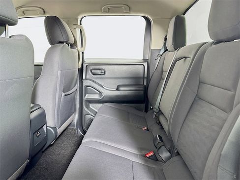 Used 2022 Nissan Frontier S w/ Technology Package image 11