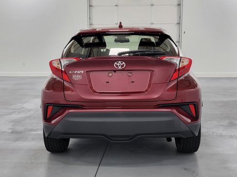 Used 2019 Toyota C-HR LE FWD image 8