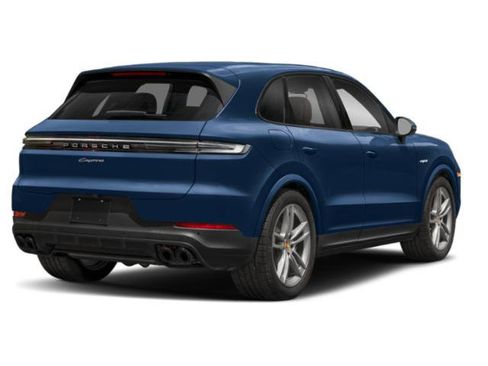 Certified 2025 Porsche Cayenne E-Hybrid image 5