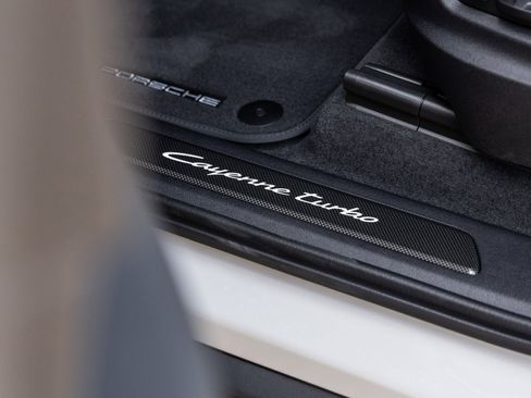 New 2026 Porsche Cayenne Turbo image 26
