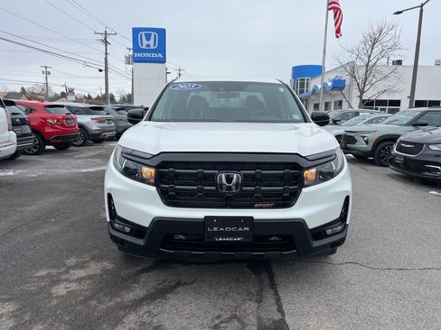 Certified 2025 Honda Ridgeline Sport image 8