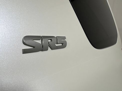 Used 2013 Toyota 4Runner SR5 w/ Premium Pkg RWD image 10