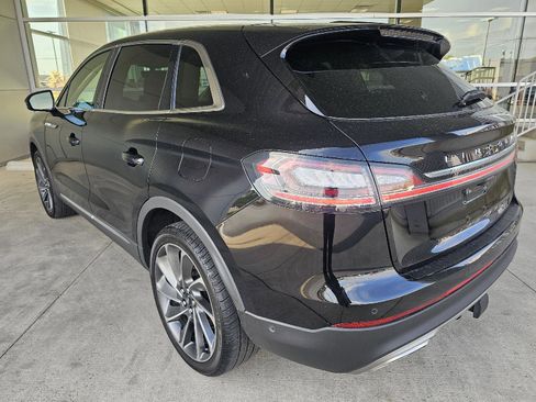 Used 2022 Lincoln Nautilus Reserve w/ Equipment Group 202A AWD/4WD image 3