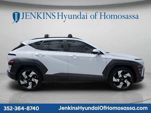 New 2026 Hyundai Kona Limited FWD image 3