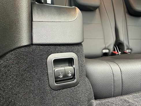 Certified 2024 Mercedes-Benz GLS 450 4MATIC image 32