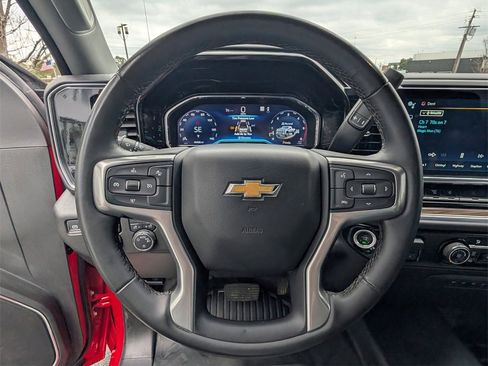Used 2024 Chevrolet Silverado 3500 LT image 10