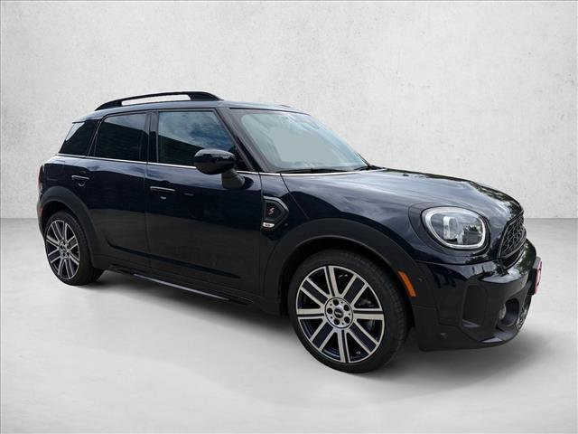 Used 2024 MINI Cooper Countryman S FWD image 3