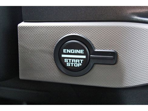 Used 2024 Ford Bronco Wildtrak AWD/4WD image 28