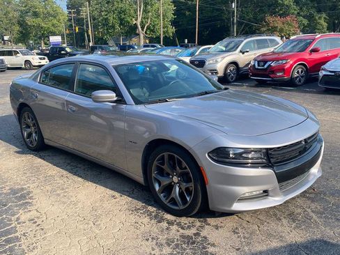 Used 2015 Dodge Charger R/T w/ Plus Group RWD image 3