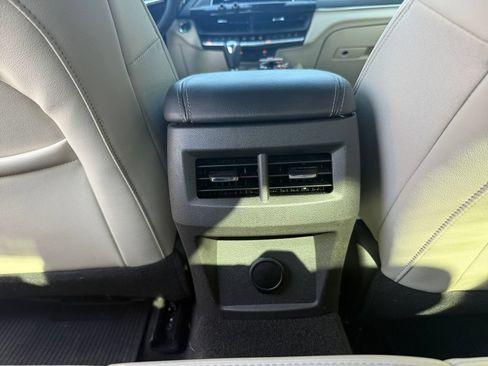 Used 2023 Cadillac CT4 Luxury RWD image 28