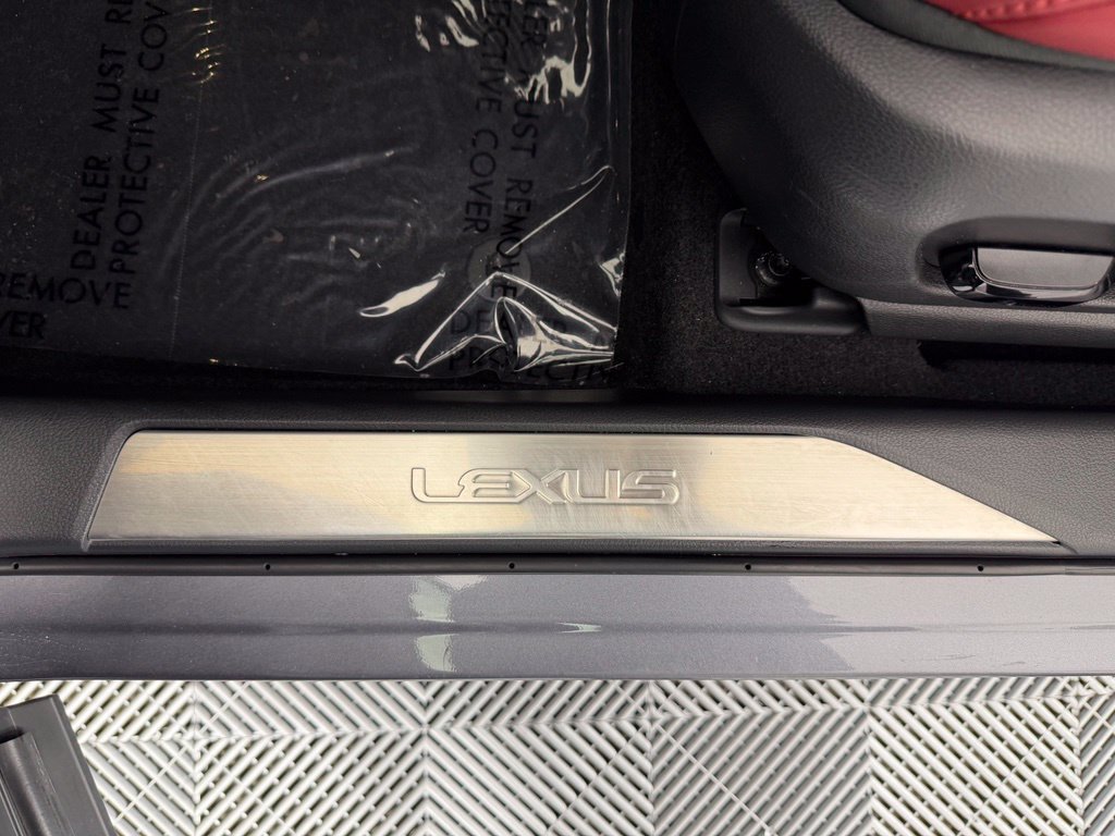 Used 2021 Lexus UX 250h F Sport AWD/4WD image 18