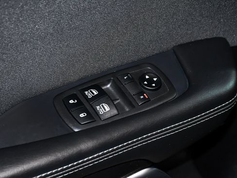 Used 2019 Dodge Challenger R/T Scat Pack RWD image 10