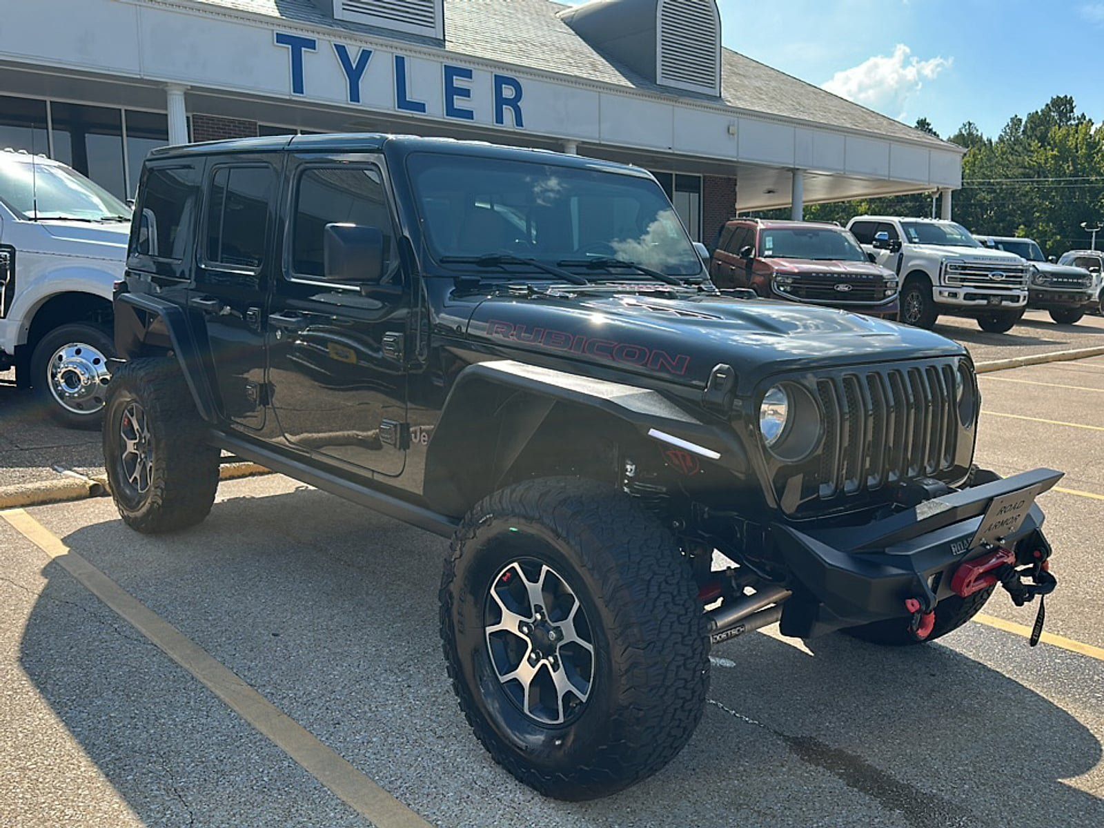 Used 2018 Jeep Wrangler Unlimited Rubicon AWD/4WD image 2
