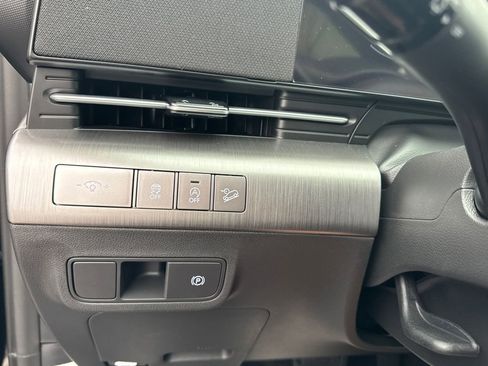 New 2026 Hyundai Kona SE image 19