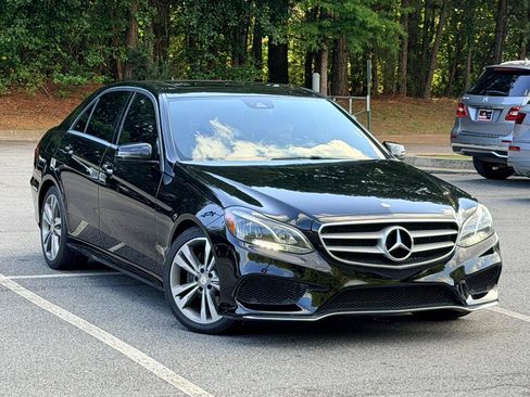 Used 2016 Mercedes-Benz E 350 Sedan image 4