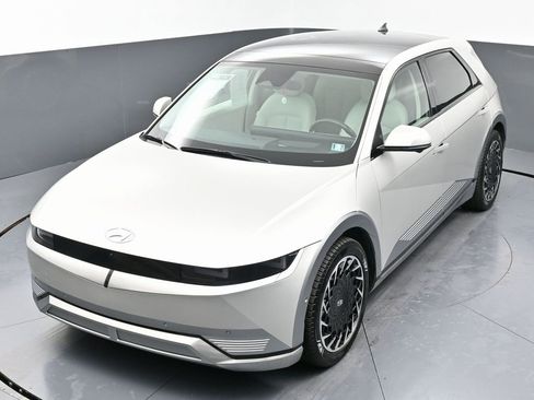 Used 2023 Hyundai Ioniq 5 Limited image 44