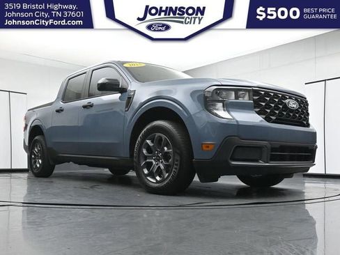 Used 2025 Ford Maverick XLT w/ Equipment Group 301A AWD/4WD image 39
