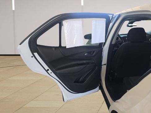Used 2022 Chevrolet Equinox LT FWD image 23