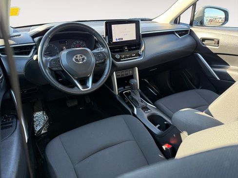 Used 2024 Toyota Corolla Cross LE image 15