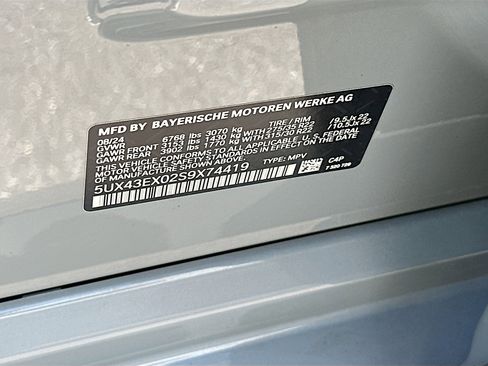 Used 2025 BMW X6 M60i AWD/4WD image 29