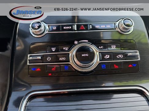 Used 2022 Lincoln Nautilus Reserve image 22