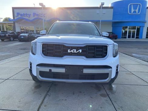 Used 2025 Kia Telluride S AWD/4WD image 3