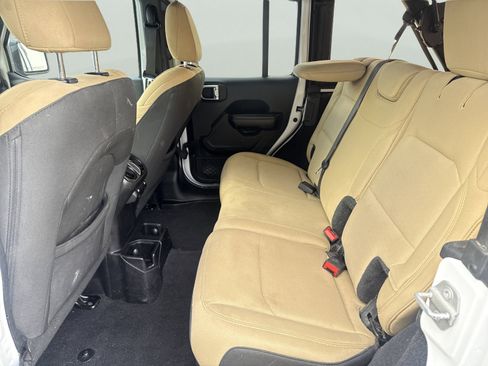 Used 2019 Jeep Wrangler Unlimited Sport S image 11