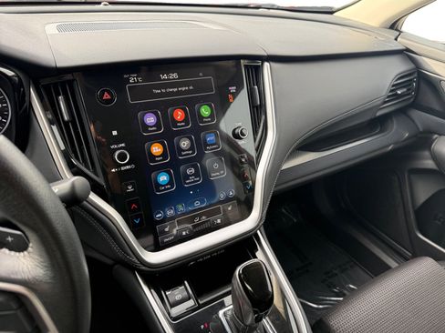 Used 2023 Subaru Outback Premium image 12