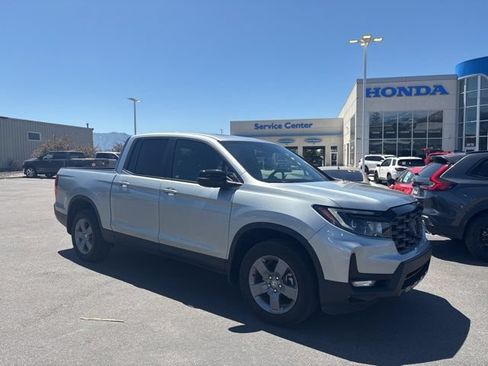 Certified 2025 Honda Ridgeline TrailSport image 1