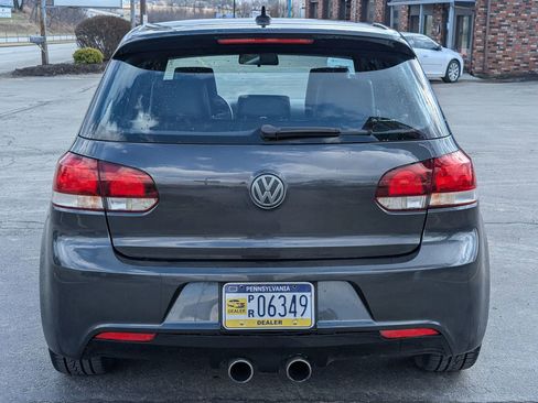 Used 2012 Volkswagen Golf R 4-Door image 4
