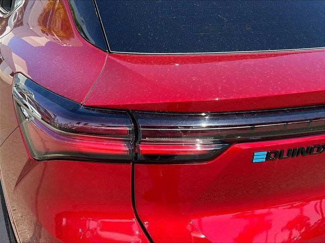 Certified 2024 Chevrolet Equinox EV LT w/ LPO, Blackout Package FWD image 25